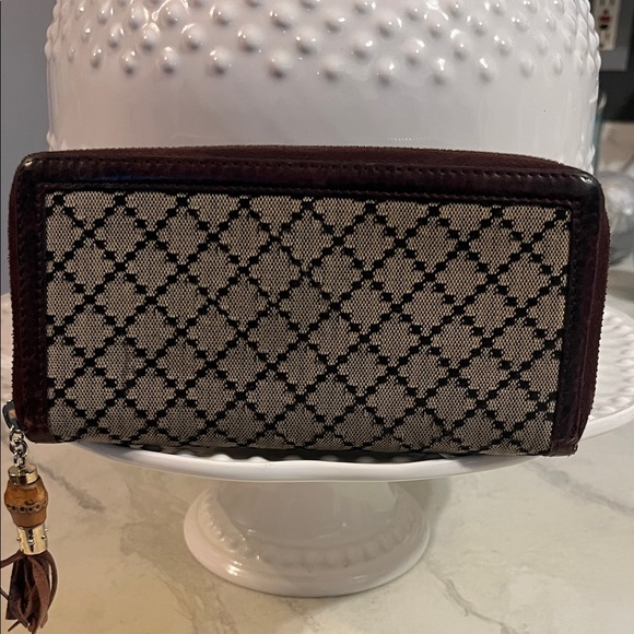 Gucci Diamante Wallet - Picture 1 of 14